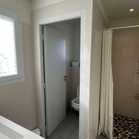Centre-ville A 150m De La Plage, 4 Pers., Mezzanine, Cuisine Equipee, Proche Commerces - Fr-1-701-51 Apartment *